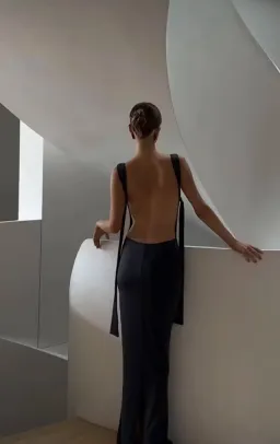 Effie Kats Helena Gown Black Size 6 for rent on The Volte - image 4