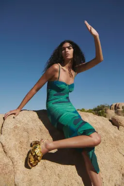 Sir the Label Frankie Gathered Midi Dress in Emerald Green Reflexión Size 0 /AU 6 for rent on The Volte - image 6