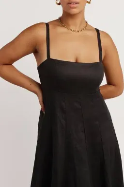 DISSH Ross Linen Midi Dress Black Size 8 for rent on The Volte - image 2