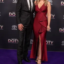 Sheike Queen of Hearts Dress Merlot Size 16 for rent on The Volte - image 2