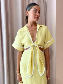 Roame Parque Dress in Butter Size 1 / AU 8 for rent on The Volte - image 3