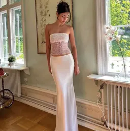 Cherie Mixed Gals Alva Top and Savannah Skirt Set White/Pink Size 8 for rent on The Volte - image 2