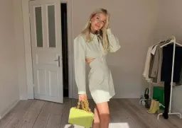 Jacquemus La Robe Cavaou Courte Shirt Mini Dress Beige Size 40 / AU 10 for rent on The Volte - image 6