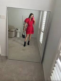 Rebecca Vallance Giovanni Mini Red Size 8 for rent on The Volte - image 3