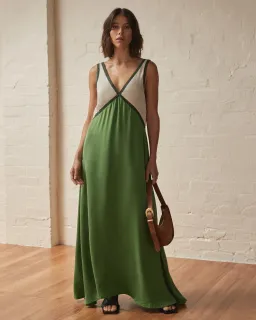 Sanica The Namoi Maxi Dress Green Size S / AU 8 for rent on The Volte - image 2