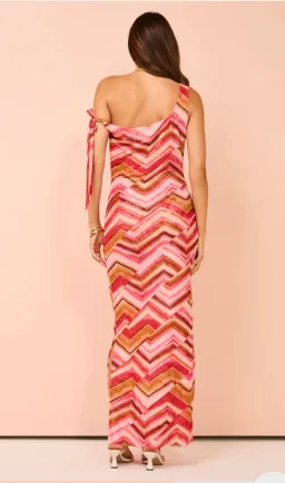 Issy Bead Maxi Dress In Chevron Print Size 14 for rent on The Volte - image 4