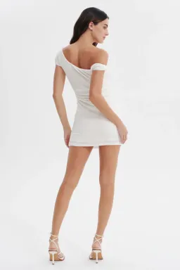 Ownley Dreamer Mini Dress Coconut White Size M / AU 10 for rent on The Volte - image 2