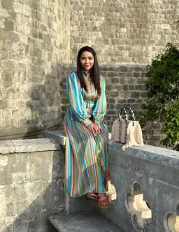 Sheike Wonderlust dress size 10 for rent on The Volte - image 3