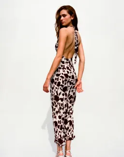 Realisation Par The Simone Dress in Chocolate Size 8  for rent on The Volte - image 2