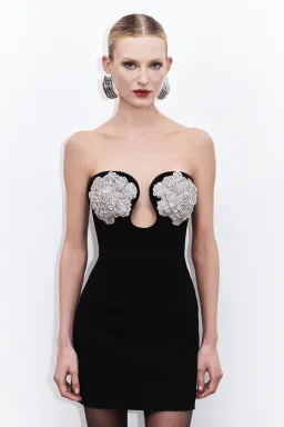 Rebecca Vallance Sachiel Mini Dress Black Size 8 for rent on The Volte - image 4