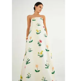 Oroton  Rosebud Gown in Antique White Size AU 12 Adrienne Cleary for rent on The Volte - image 3