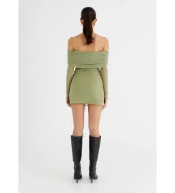 Benni Yasmin Off Shoulder Mini Dress in Pistachio Size 8 for rent on The Volte - image 2