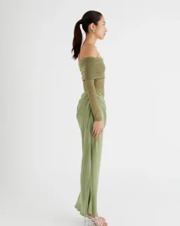 Benni Yasmin Off-Shoulder Maxi Dress Pistachio Size 8  for rent on The Volte - image 4