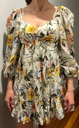 Sheike Delores Mini Dress Floral Size 6 for rent on The Volte - image 2