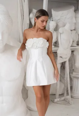 Eliya the Label Tehanni Dress in White Size S/Au 8  for rent on The Volte - image 6