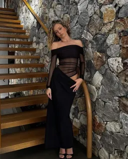 BENNI Yasmin Maxi Dress Black Size AU 6 for rent on The Volte - image 4