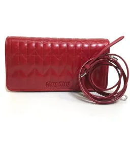 Miu Miu Matelasse Flap Clutch with removable strap Red for rent on The Volte - image 5