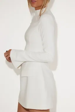 Odd Muse The Ultimate Muse Split Sleeve Mini Dress White Size S / AU 8 for rent on The Volte - image 3