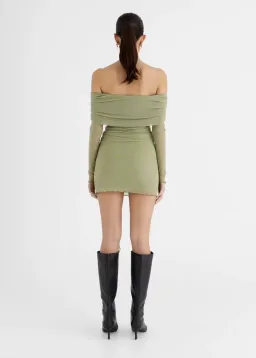 Benni Yasmin Off Shoulder Mini Dress Pistachio Green Size 12 for rent on The Volte - image 2