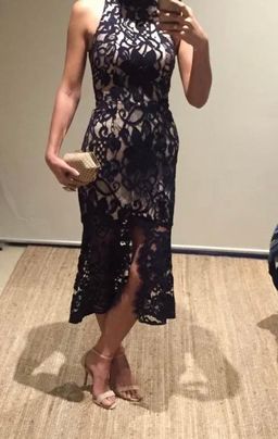 Rodeo Show Madrid Lace Midi Dress Black Size 6 for rent on The Volte - image 4