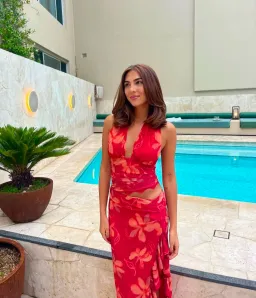 Benni Penelope Halter Maxi Dress in Hibiscus Floral Size 8 for rent on The Volte - image 7