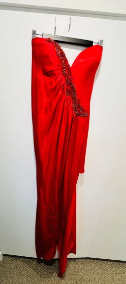 Tarvydas Platinum Jewel Encrusted Flowing Formal Dress Red Size 12 for rent on The Volte - image 3