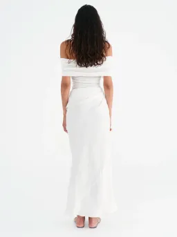 Benni Nico Off Shoulder Maxi Dress White Size S / AU 8 for rent on The Volte - image 3