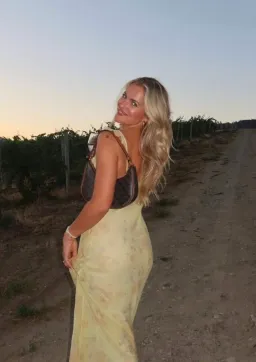 Realisation Par Heidi Maxi Dress in Zinnia Floral Print Size S / AU 8 for rent on The Volte - image 3