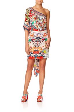 Camilla Geisha Girl Round Neck Kaftan One Size for rent on The Volte - image 3