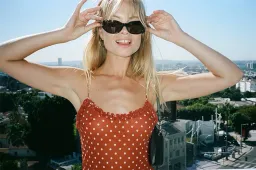 Realisation Par The Esmé Maxi Dress Rouge Spot Size 10 for rent on The Volte - image 6