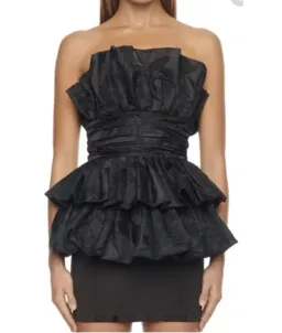 Eliya The Label Nina Top Black Size 10/M for rent on The Volte - image 2