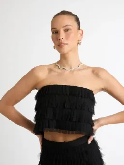 Sheike Eloise Set  for rent on The Volte - image 3