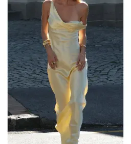 Natalie Rolt Μonika Gown Lemon Size 1/AU 8 for rent on The Volte - image 2