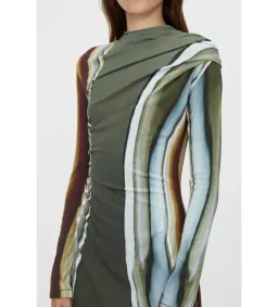 Camilla and Marc Elixir Print Jersey Maxi Dress in Elixir Print Size AU 6 (6-8) for rent on The Volte - image 4