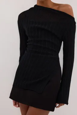 Dissh Soho Skort  Black Size 10 for rent on The Volte - image 2