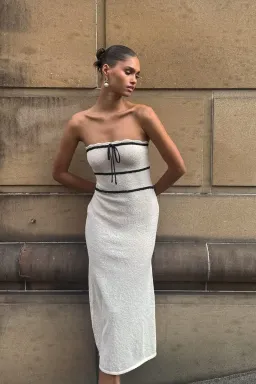 Strapless Knit Midi Dress With bow in Cream Size 12/L for rent on The Volte - image 1