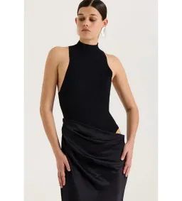 Henne Soraia Maxi Dress in Black Size AU 8 for rent on The Volte - image 4