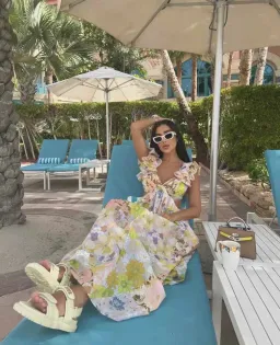 Zimmermann Pop Ruffle Sleeve Midi Dress in Patch Floral Size 0 / AU 8 for rent on The Volte - image 4