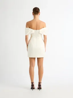 Sheike Nour Cream Mini Dress in White Size AU 10 for rent on The Volte - image 3