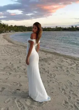 Natalie Rolt Bettina Maxi Gown in White Size 1 / Size AU 8 for rent on The Volte - image 2