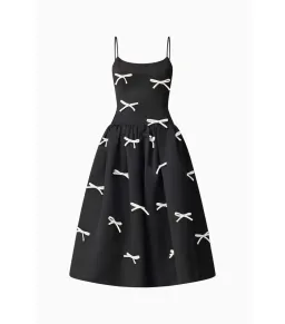 Elliatt Ursula Midi Dress Black Size AU 10 for rent on The Volte - image 4