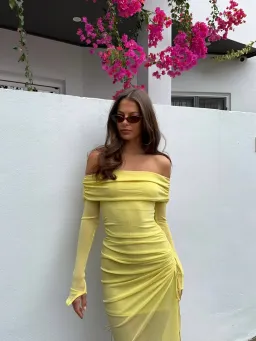 Benni Blaire Midi Dress Lemon Size 6 for rent on The Volte - image 3