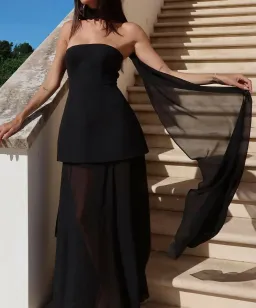 Sheike Marissa Dress in Black Size 8 for rent on The Volte - image 2