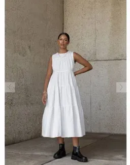 Dissh April Poplin Tier Midi Dress Size 6 for rent on The Volte - image 1