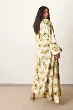 Arrange Crinkle Satin Long Sleeve midi dress SIZE uk 20  for rent on The Volte - image 2