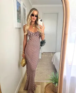 Assisi Maxi Size 8  for rent on The Volte - image 2