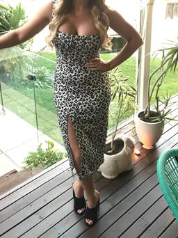 By Nicola AMOUR MIDI DRESS IN OLIVE LEOPARD size 8 for rent on The Volte - image 2