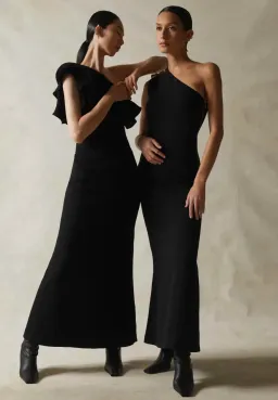 Carla Zampatti Diana Gown Black size 12 for rent on The Volte - image 4