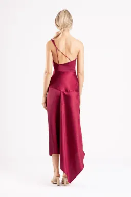 One Fell Swoop Matilda for rent on The Volte - image 2