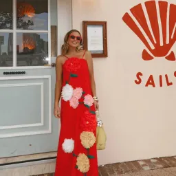 Elliatt Buttercup Embroidered Dress size L / 12 red for rent on The Volte - image 1